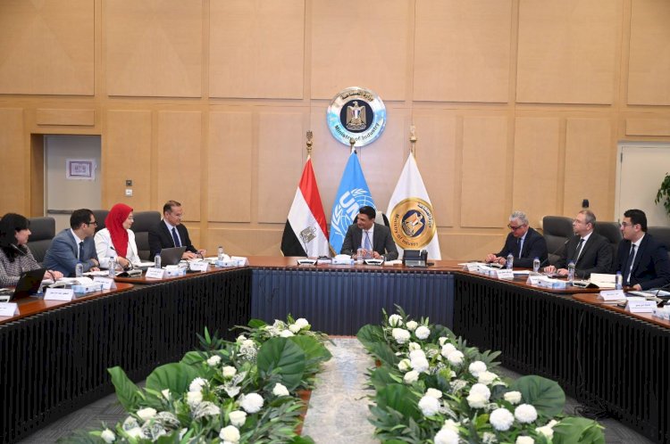 وزير الصناعة يترأس اجتماع برنامج الشراكة القطرية لمصر مع اليونيدو لتعزيز الصناعة المستدامة