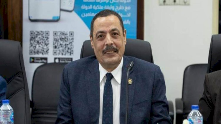 طلب إحاطة بشأن سيطرة الإشغالات والكافيهات على الأرصفة واختفاء حق المواطنين