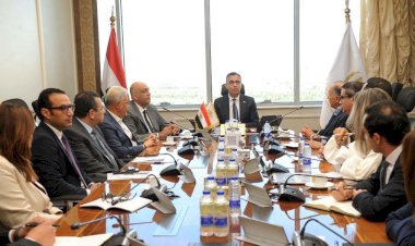 وزير التموين يجتمع مع جهاز تنمية المشروعات وسلسلة كازيون لبحث مجالات التعاون