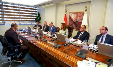 وزيرة التنمية تترأس لجنة اختيار المتقدمين على بعض الوظائف القيادية الشاغرة بالوزارة