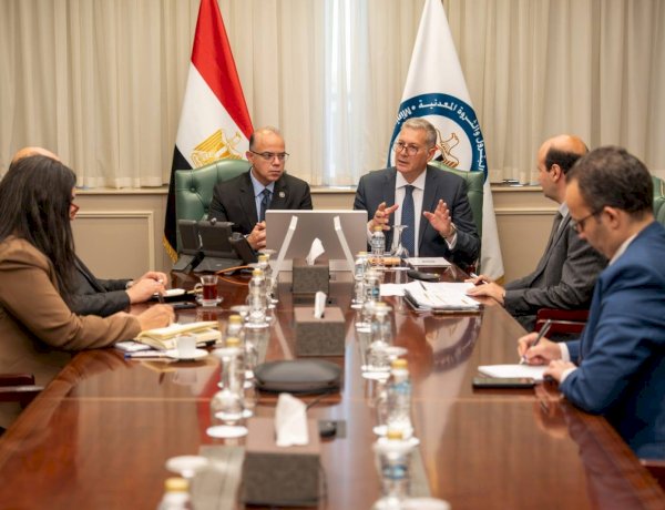 البترول والاستثمار يطلقان لجنة لدعم الشراكات الدولية وتمويل المشروعات الاستراتيجية