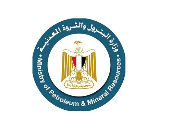 البترول تنفي التصريحات المنسوبة لوزير البترول بصفحات تواصل اجتماعي غير رسمية خارج البلاد