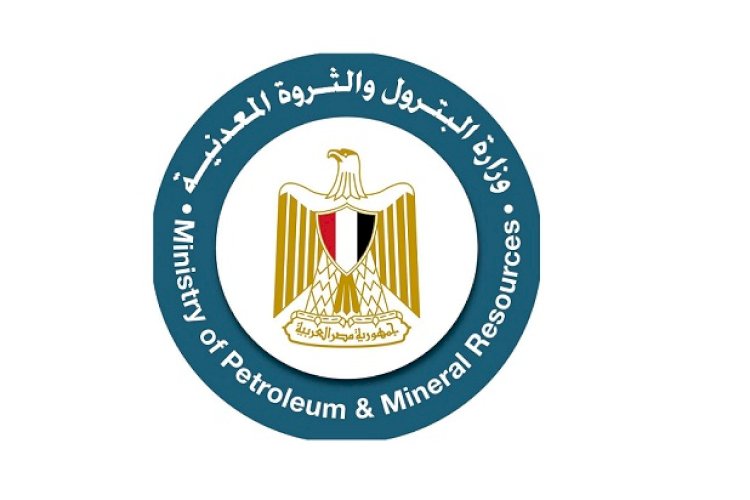 البترول تنفي التصريحات المنسوبة لوزير البترول بصفحات تواصل اجتماعي غير رسمية خارج البلاد