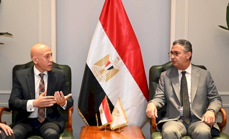 وزير التموين: دعم وتحفيز الكفاءات المتميزة يعزز كفاءة الرقابة والانضباط بالأسواق