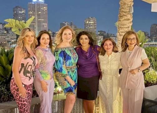 إلهام شاهين في أحدث ظهور رفقة لميس الحديدي وإيناس الدغيدي