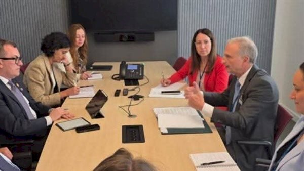 وزير التخطيط يبحث مع الممثلين الدائمين لإيطاليا وتركيا لدى منظمة (OECD) ترتيبات استضافة مصر للاجتماع الوزاري