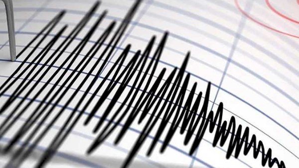 تحذيرات تسونامي في الفلبين وإندونيسيا.. زلزال بقوة 8.2 ريختر وسقوط ضحية