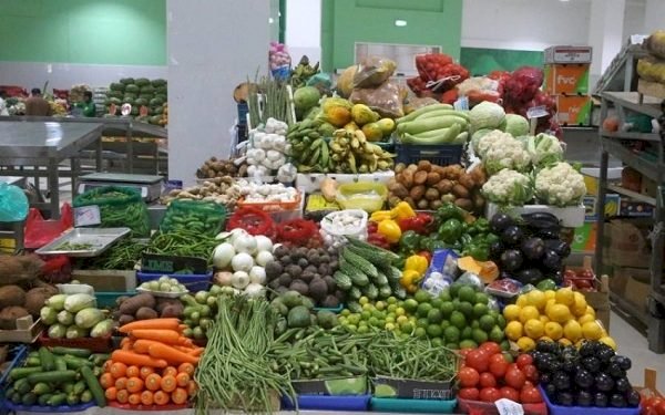 سعر الخضار والفاكهة اليوم الثلاثاء في الأسواق
