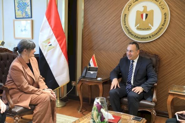 وزير التعليم العالي والبحث العلمي يبحث إنشاء فرع لجامعة أكسفورد بروكس البريطانية في مصر