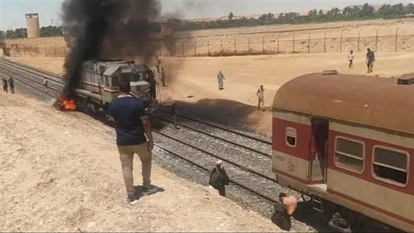 السكة الحديد تصدر بيان عاجل بشأن حادث تصادم قطار مع سيارة ملاكي واشتعال النيران بها