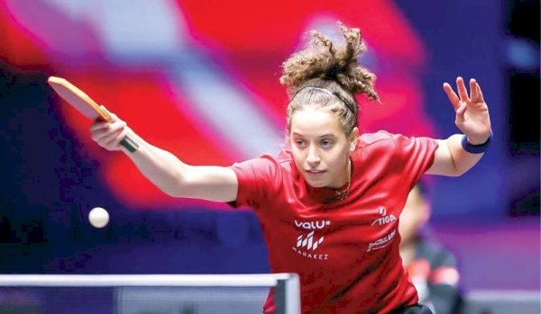 هنا جودة تهنئ رجال طاولة الأهلى بعد الفوز بدرع الدورى الممتاز