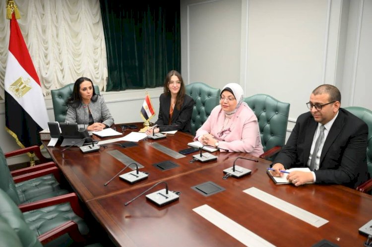 وزيرة التضامن الاجتماعي ووزير التنمية الاجتماعية بمملكة البحرين يبحثان تعزيز سبل التعاون بين الوزارتين