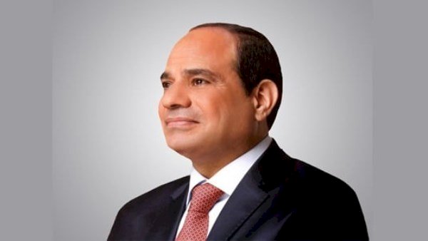 الرئيس السيسي يهنئ منتخب مصر بأول انتصار في كأس العالم: أداء مشرف عكس عزيمة أبناء الوطن