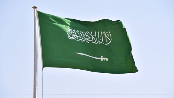 4 فئات فقط | السعودية تبدأ تطبيق نظام تملك الأجانب للعقارات.. وشروط خاصة في مكة والمدينة