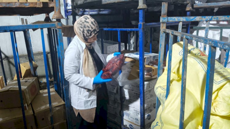 ضبط 17 طن دواجن ولحم مفروم وكبده غير صالحة في العاشر من رمضان
