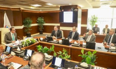 وزير الصحة يترأس الاجتماع الثاني للجنة العليا لرفع مستوى جودة خدمات الرعاية الصحية وسلامة المرضى