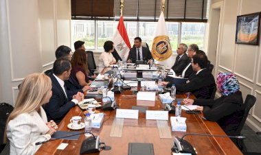 وزير الصناعة يبحث مع شركة جيانغسو تشانغهونغ الصينية إقامة مجمع صناعي لتقديم حلول متكاملة لصناعة السيارات