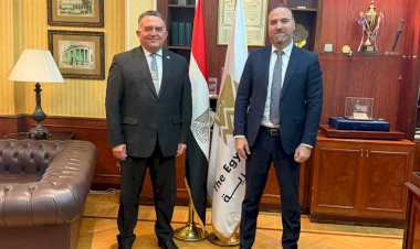 رئيس البورصة المصرية يبحث مع الأمين العام لاتحاد أسواق المال العربية سبل تعزيز التعاون والتكامل الإقليمي