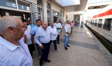 وزير النقل يتفقد محطة السكة الحديد ومحطة أتوبيسات غرب ووسط الدلتا للنقل والسياحة بمطروح
