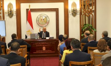 وزير الكهرباء يلتقي برؤساء البعثات الدبلوماسية والقنصلية بالخارج ويطرح مجالات العمل المشترك والتعاون