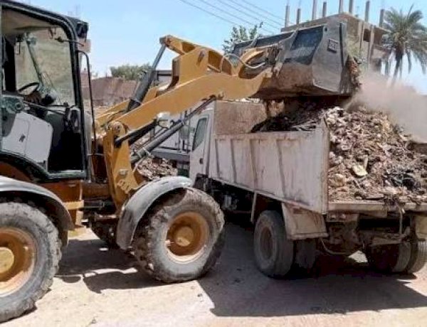 رفع 50 طنا من القمامة والمخلفات الصلبة والأتربة بحى غرب سوهاج