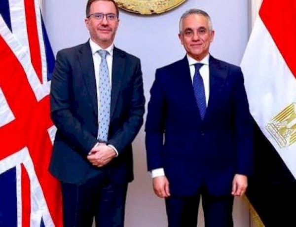 وزير العدل يستقبل سفير المملكة المتحدة بالقاهرة