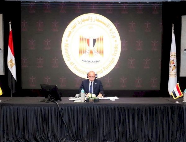 وزير البترول يشهد توقيع اتفاقية لإنشاء وتشغيل مصنع لإنتاج الأسمدة الفوسفاتية بالعين السخنة بالشراكة مع مجموعة السويدي