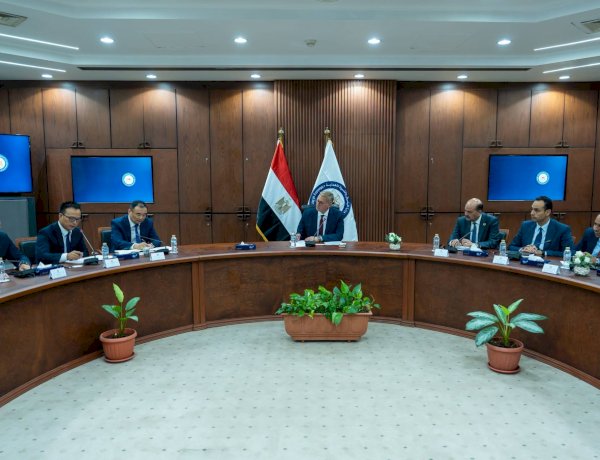 مصر والصين تدفعان بمشروعات استراتيجية في قطاع البتروكيماويات وتوطين بعض المنتجات