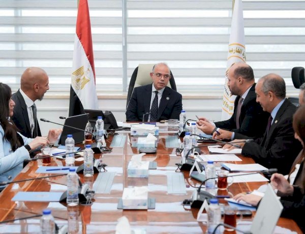 وزير الاستثمار يبحث مع قيادات أمازون مصر خطط التوسع والاستثمار وتعزيز تنافسية بيئة الأعمال
