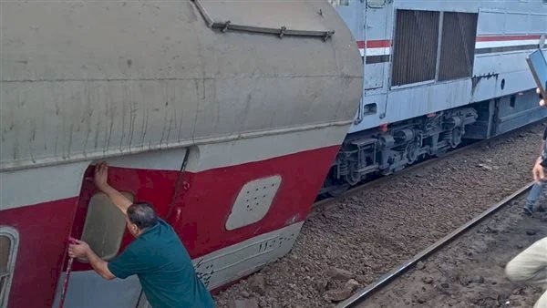 خروج عربة قطار عن القضبان بمحطة محلة روح يُصيب 14 شخصًا
