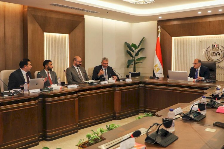 رئيس هيئة الدواء يستقبل مدير عام شركة HVD مصر وإفريقيا لبحث تعزيز التعاون في مجال المستلزمات الطبية