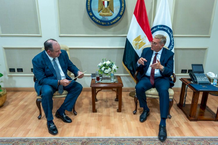 وزير البترول و«أباتشي» يبحثان تعزيز الاستثمارات وخطط زيادة إنتاج النفط والغاز بالصحراء الغربية