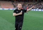 الإخوان هاجمت حسام حسن ليه بعد رفع علم فلسطين في كأس العالم؟.. ثروت الخرباوي يرد