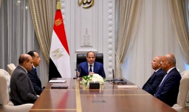 الرئيس السيسي يتابع تطورات مشروعات القطار الكهربائي السريع والمونوريل