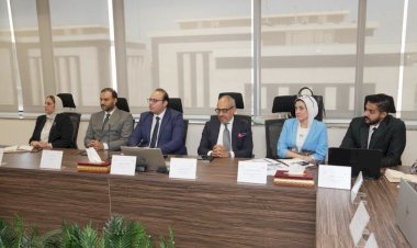 وزيرة الإسكان تتابع موقف تنفيذ مشروعات الطرق والمرافق بعدد من المدن الجديدة