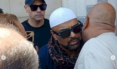 حجازى متقال يتلقى عزاء والدته من مسجد الحجاز اليوم