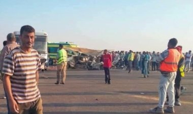 مأساة على طريق الضبعة.. 7 وفيات و8 مصابين في تصادم مينى باص وميكروباص وتريلا جنوب رأس الحكمة