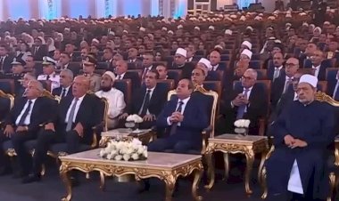 الرئيس السيسى: هناك فوضى فى وسائل التواصل الاجتماعى وبعض وسائل الإعلام فى المعرفة والطرح