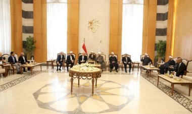 وزير الأوقاف يستقبل وفدًا من داغستان بمسجد مصر الكبير