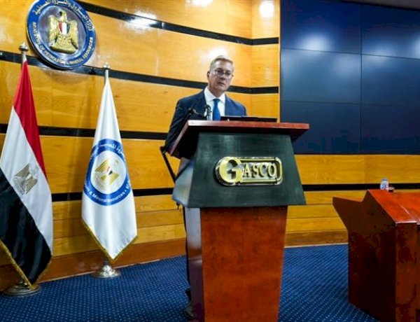 وزير البترول والثروة المعدنية يتابع مستهدفات القطاع للسنوات الخمس المقبلة