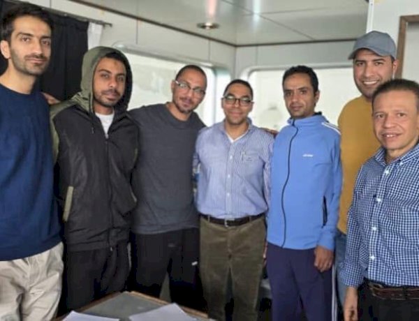 الإفراج عن البحارة المصريين المحتجزين على السفينة "ريم الخليج" في إيران