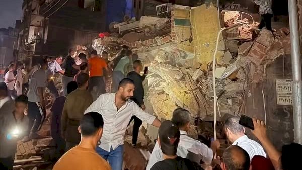 وزيرة التضامن توجه بصرف مساعدات عاجلة لأسر ضحايا حادث انهيار  عقار زفتي في الغربية