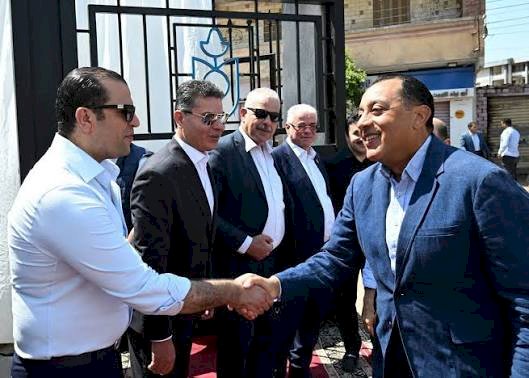 رئيس الوزراء يفتتح ويتفقد عددا من المشروعات الخدمية والتنموية بمحافظة الغربية