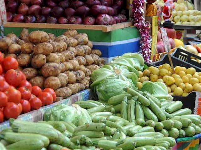 سعر الخضار والفاكهة اليوم الأحد في الأسواق
