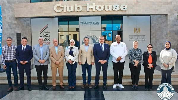 مصطفى زمزم رئيسًا لمجلس أمناء المدينة الشبابية والرياضية بالأسمرات