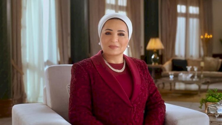انتصار السيسي تهنئ الشعب المصري والأمتين العربية والإسلامية بذكرى المولد النبوي الشريف