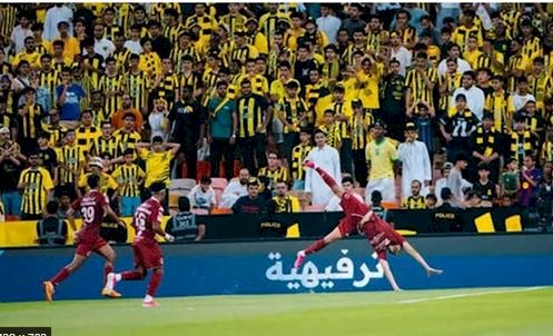الاتحاد ضيفا على الفتح والأهلي يواجه الخلود في الدوري السعودي