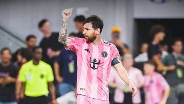 ميسي يسجل سوبر هاتريك في فوز إنتر ميامي على مونتريال بالدوري الأمريكي