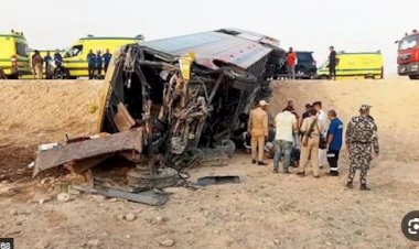 وزير الصحة يتابع تداعيات انقلاب أتوبيس بجنوب سيناء ويوجه برفع حالة الاستعداد وتقديم كافة الخدمات الإسعافية والطبية
