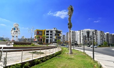 وزيرة الإسكان تتابع معدلات تنفيذ المشروعات والخدمات بالعاصمة الإدارية الجديدة